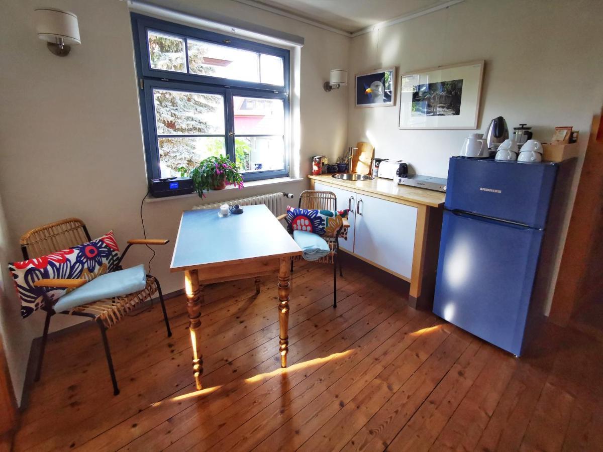 charmantes Apartment Siebenschläfer über Café 7 Weida Esterno foto